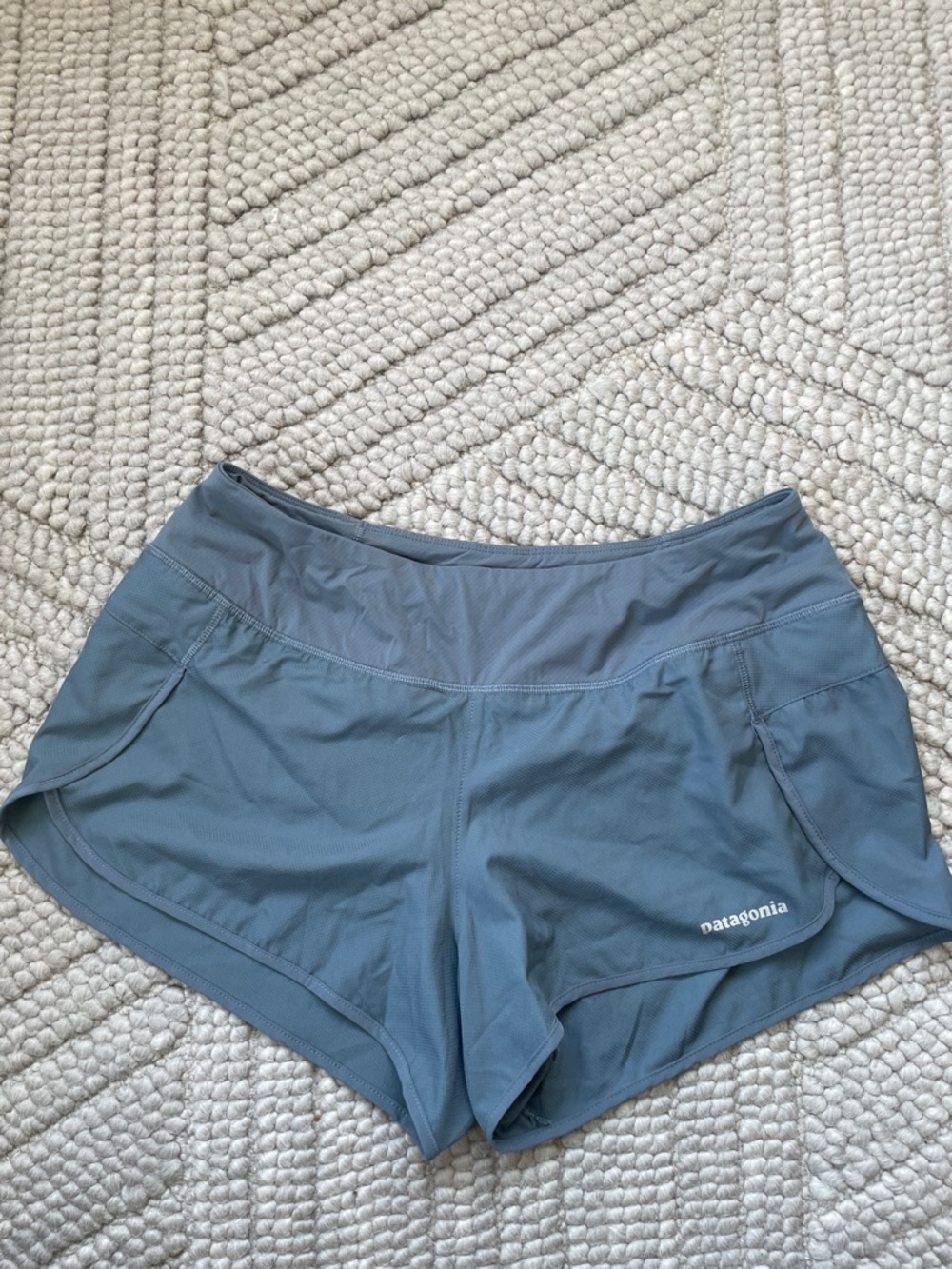 NWT Patagonia strider shorts - medium, 3.5 inseam